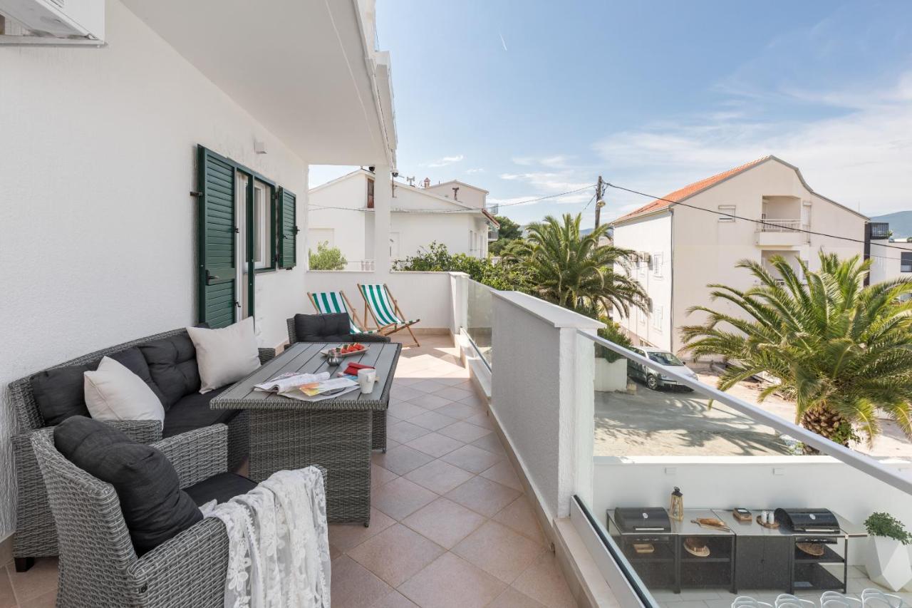Apartments Marina Трогир Екстериор снимка