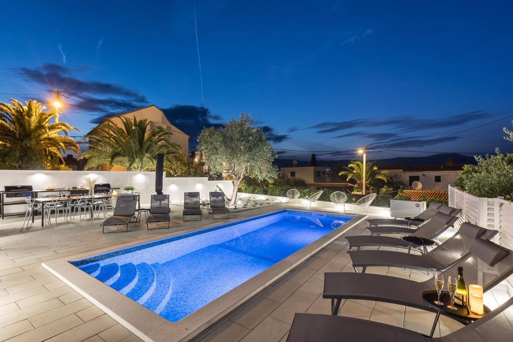 Apartments Marina Трогир Екстериор снимка