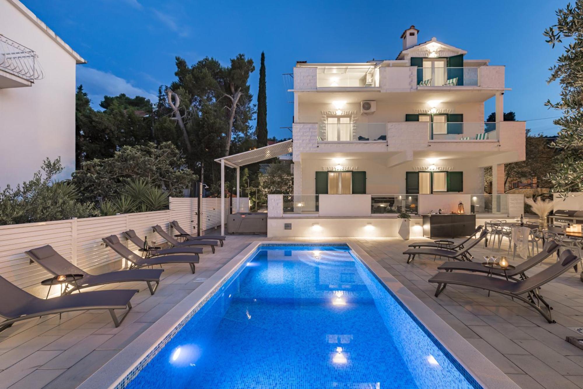 Apartments Marina Трогир Екстериор снимка