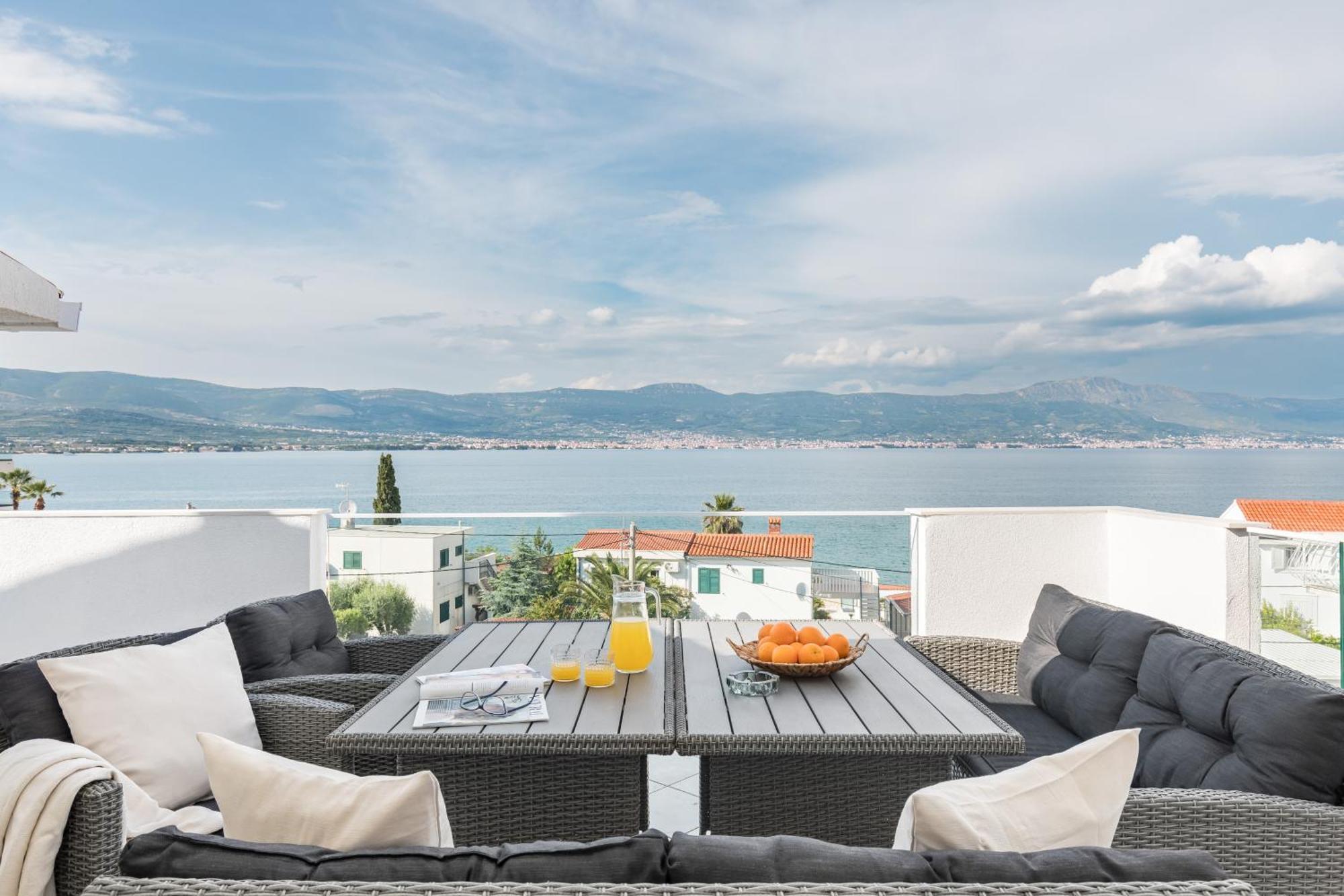 Apartments Marina Трогир Екстериор снимка