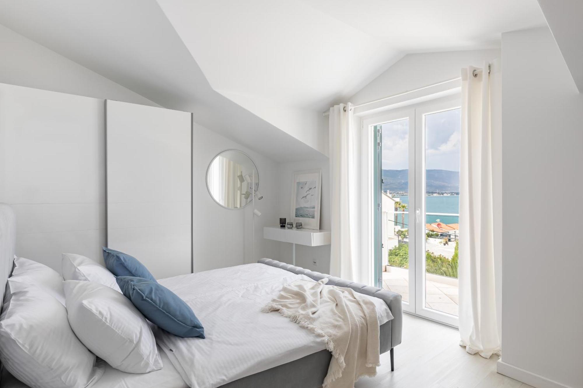Apartments Marina Трогир Екстериор снимка