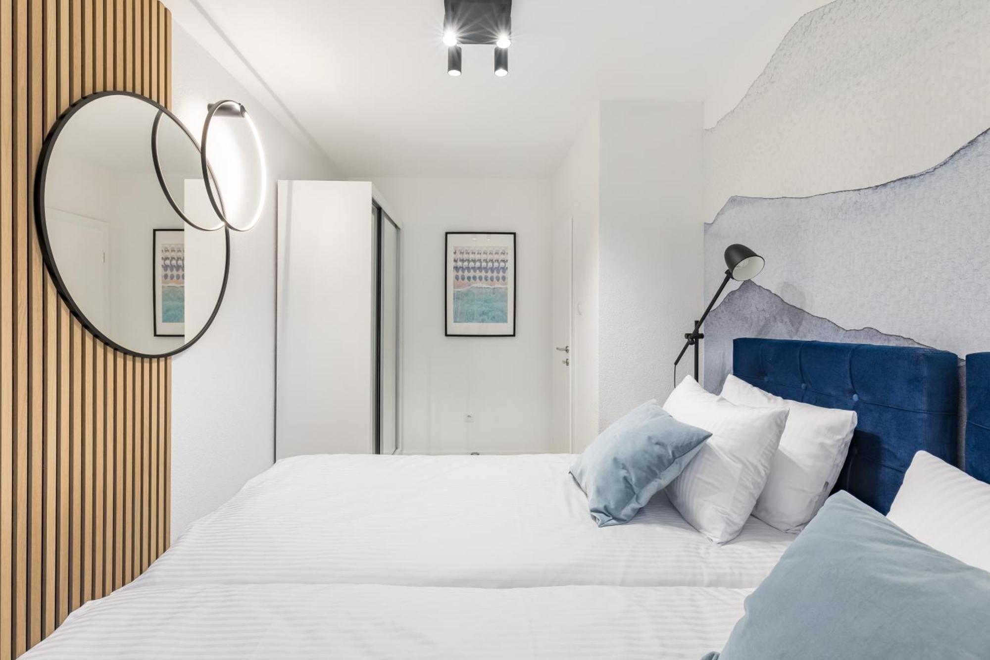 Apartments Marina Трогир Екстериор снимка