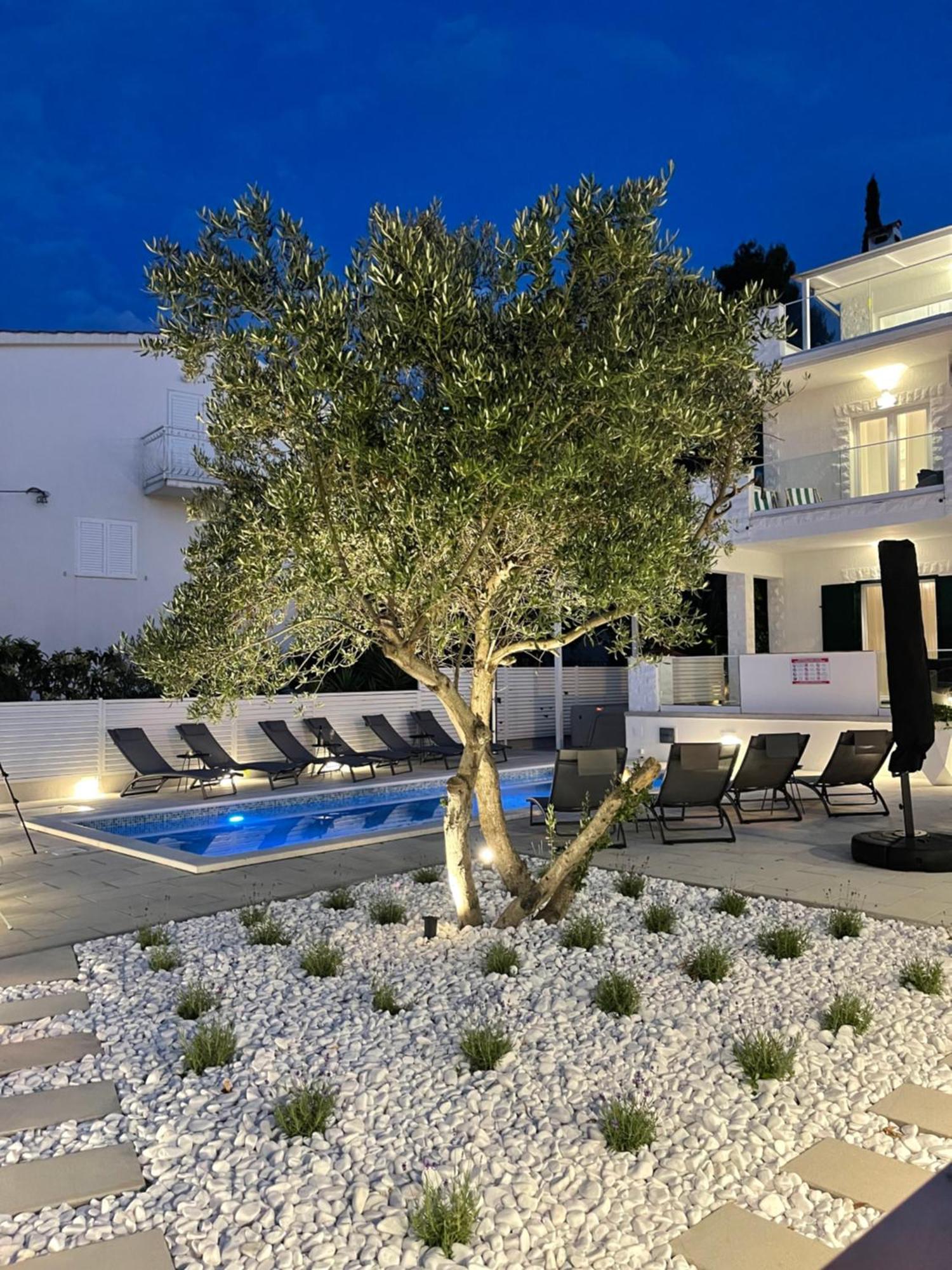 Apartments Marina Трогир Екстериор снимка